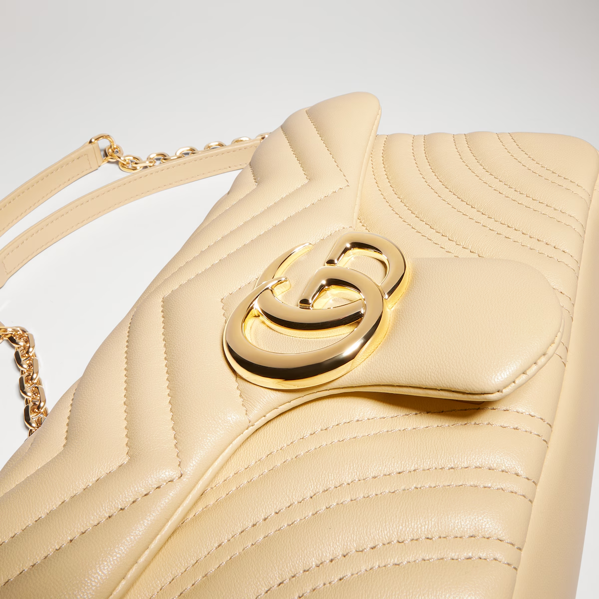 GG Marmont medium shoulder bag 837267AAGUE9305 - 图片 7