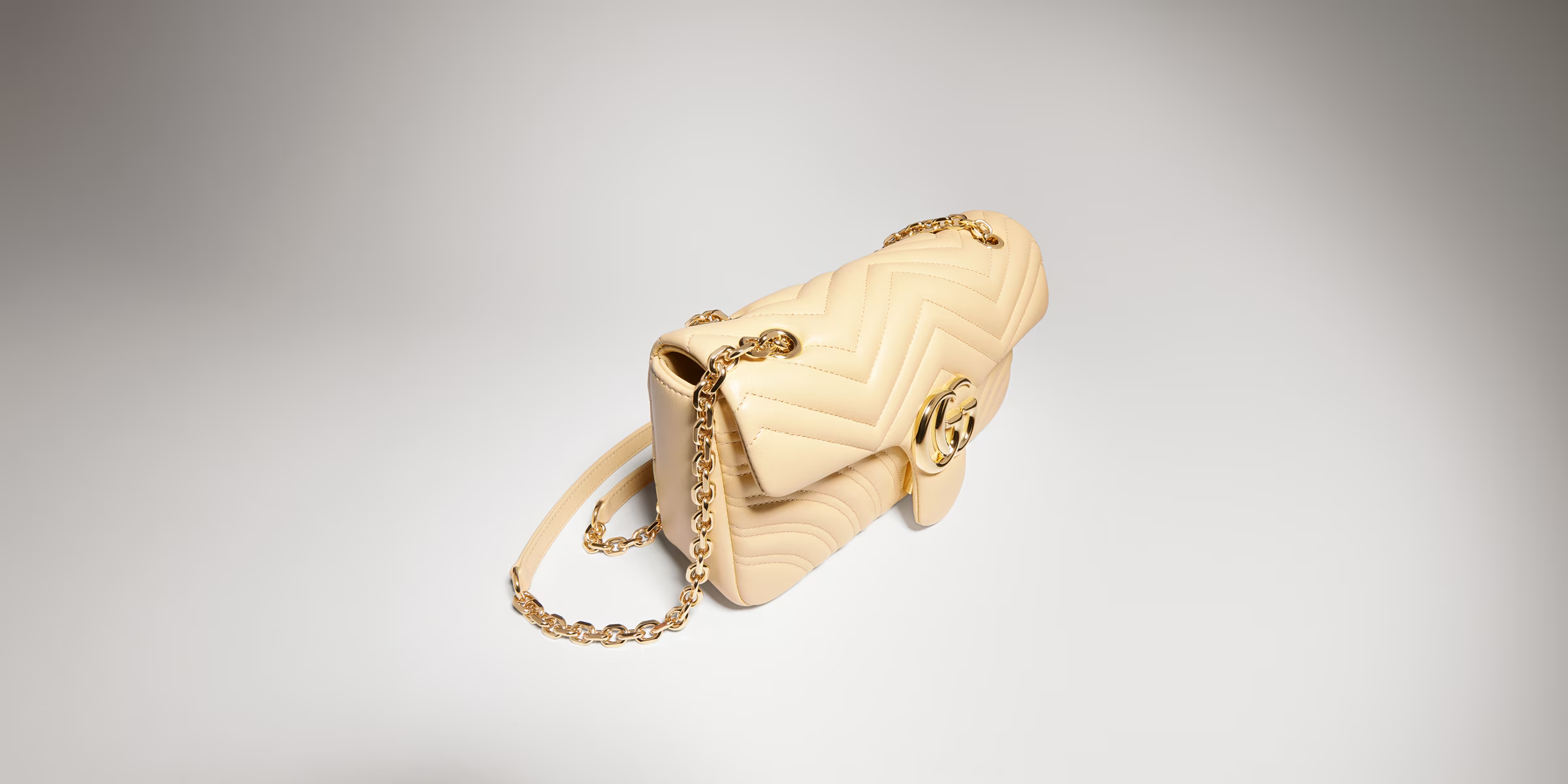 GG Marmont medium shoulder bag 837267AAGUE9305 - 图片 11