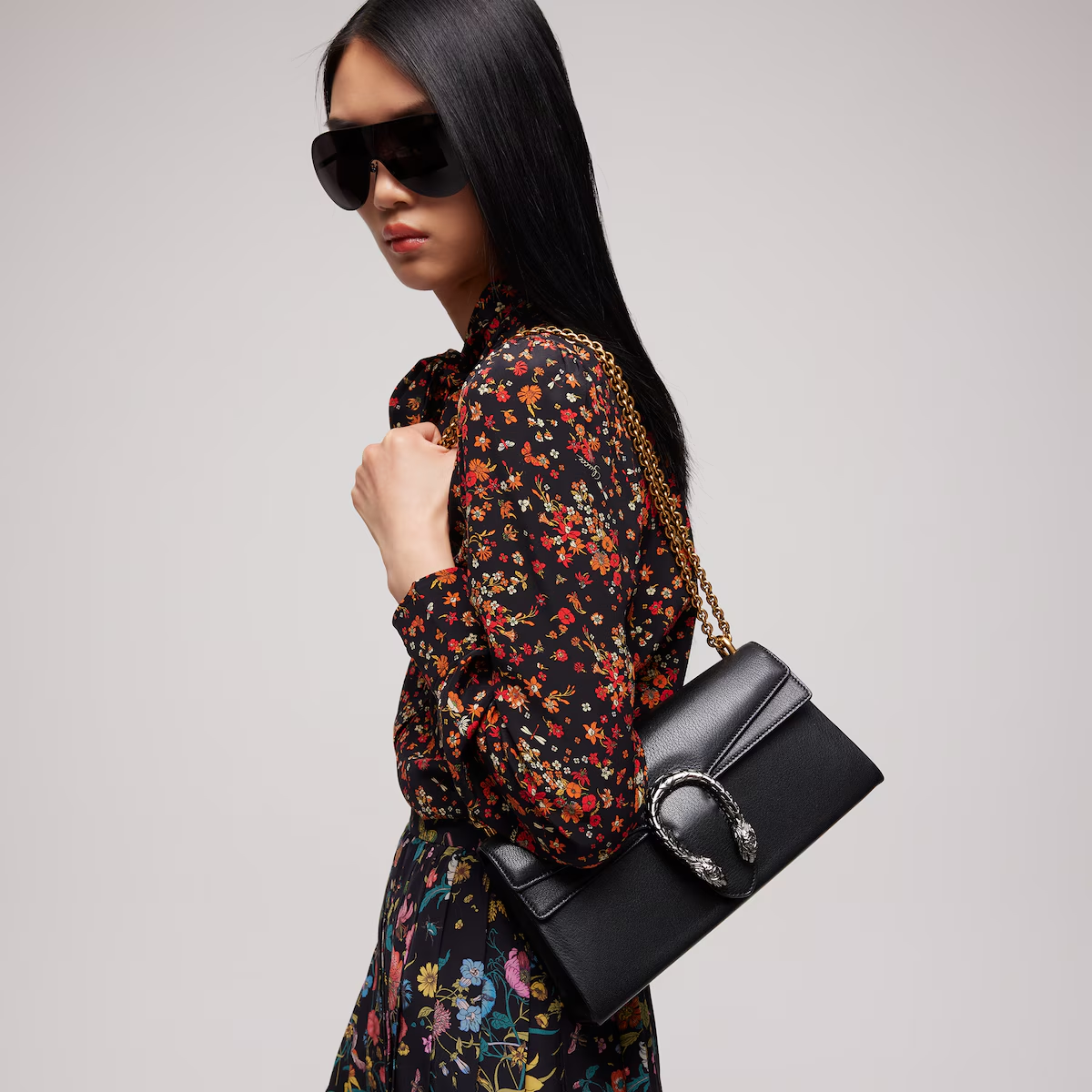 Alternative view of Dionysus medium shoulder bag 874735AAGA71000