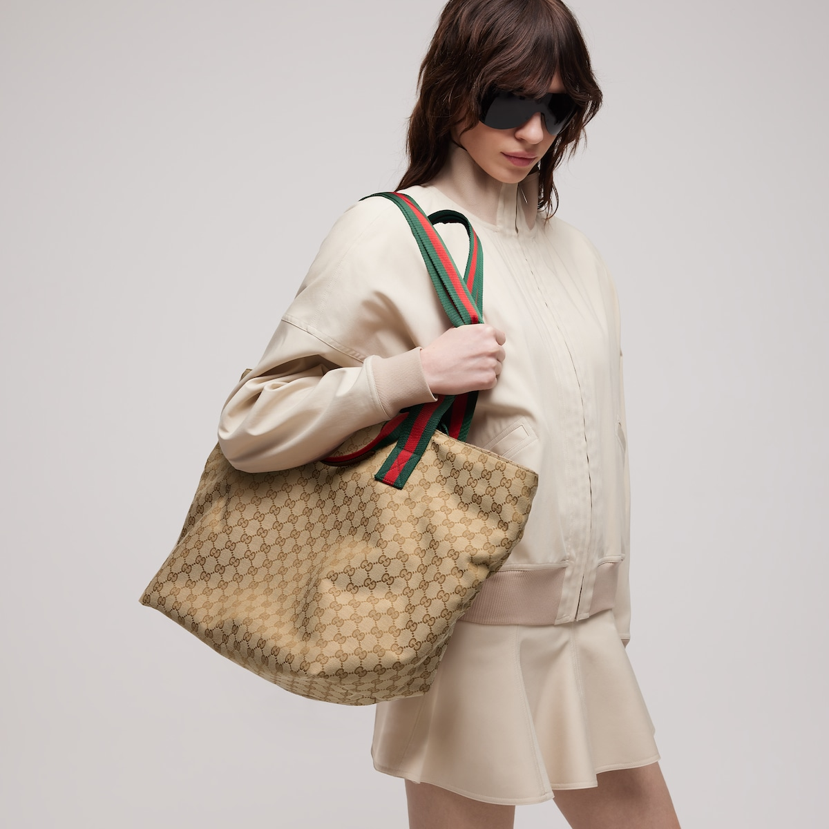 Alternative view of GG medium tote bag 875929FAFV99653