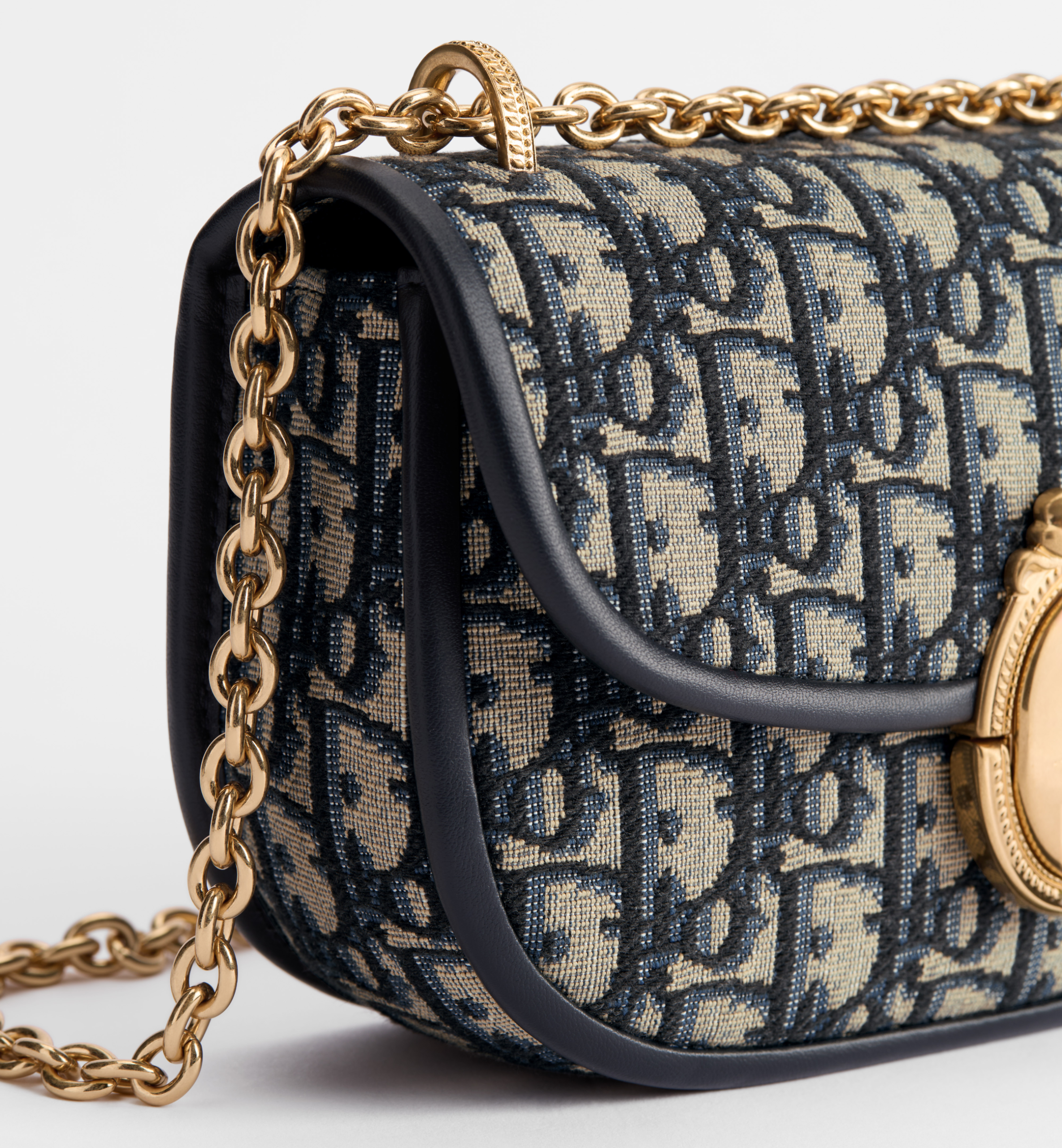 Small Dior Médaillon Flap Bag with Chain M3921QTZQ_M928 - 图片 5