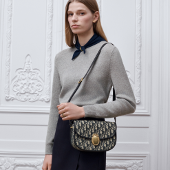 Alternative view of Medium Dior Médaillon Flap Bag M3922QTZQ_M928